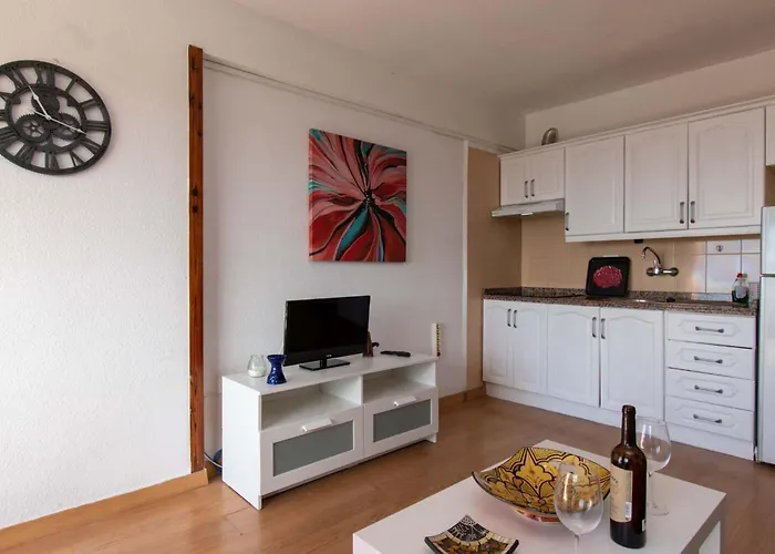 Acapulco * Costa Adeje (Tenerife)